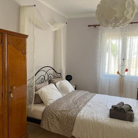 דירות Corinth Yiayia Katina'S House מראה חיצוני תמונה