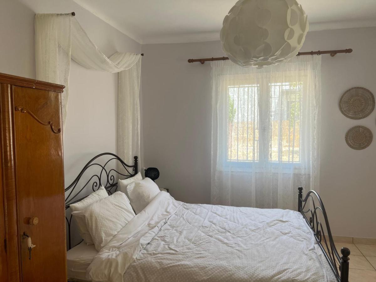 דירות Corinth Yiayia Katina'S House מראה חיצוני תמונה