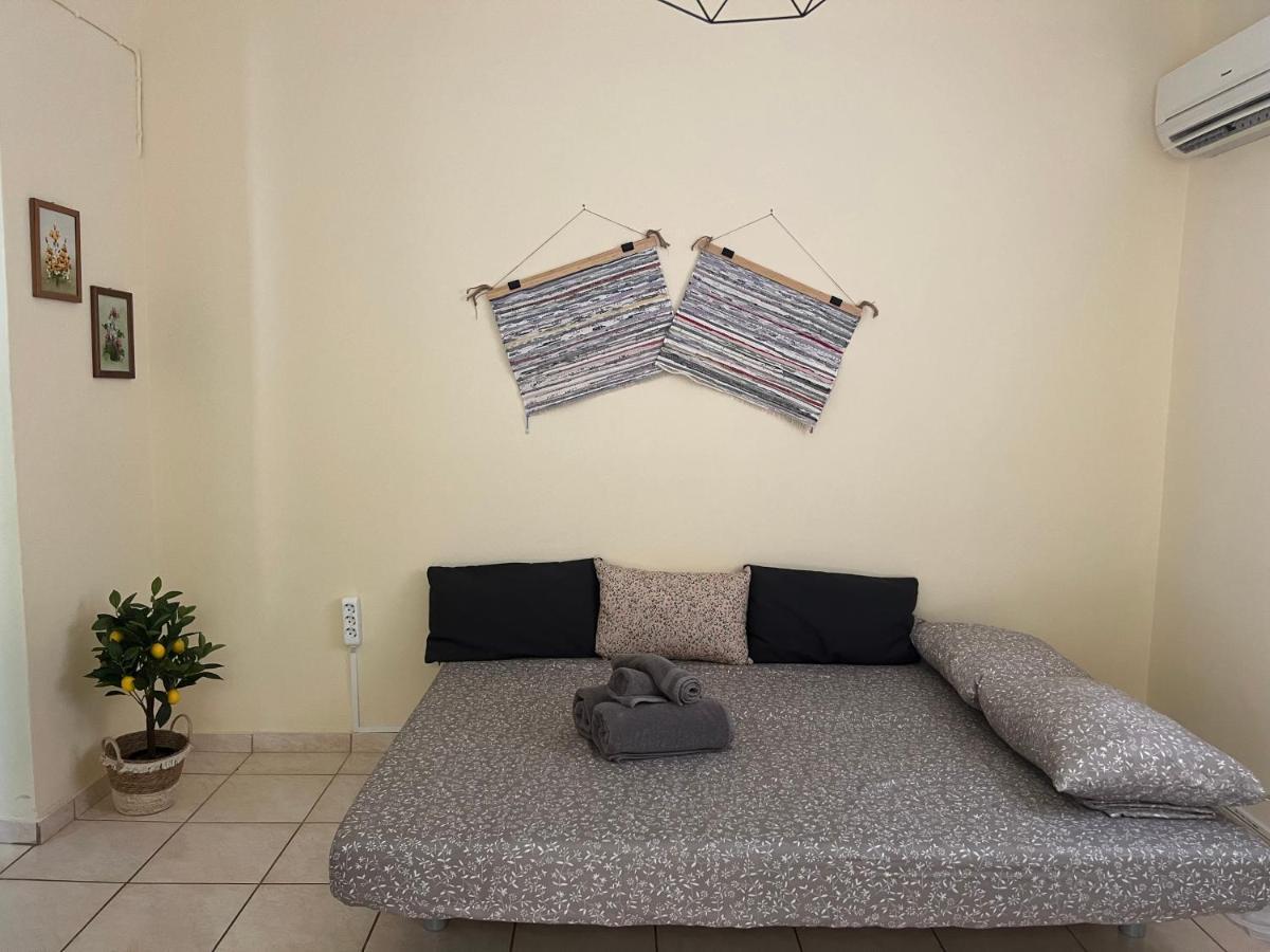 דירות Corinth Yiayia Katina'S House מראה חיצוני תמונה