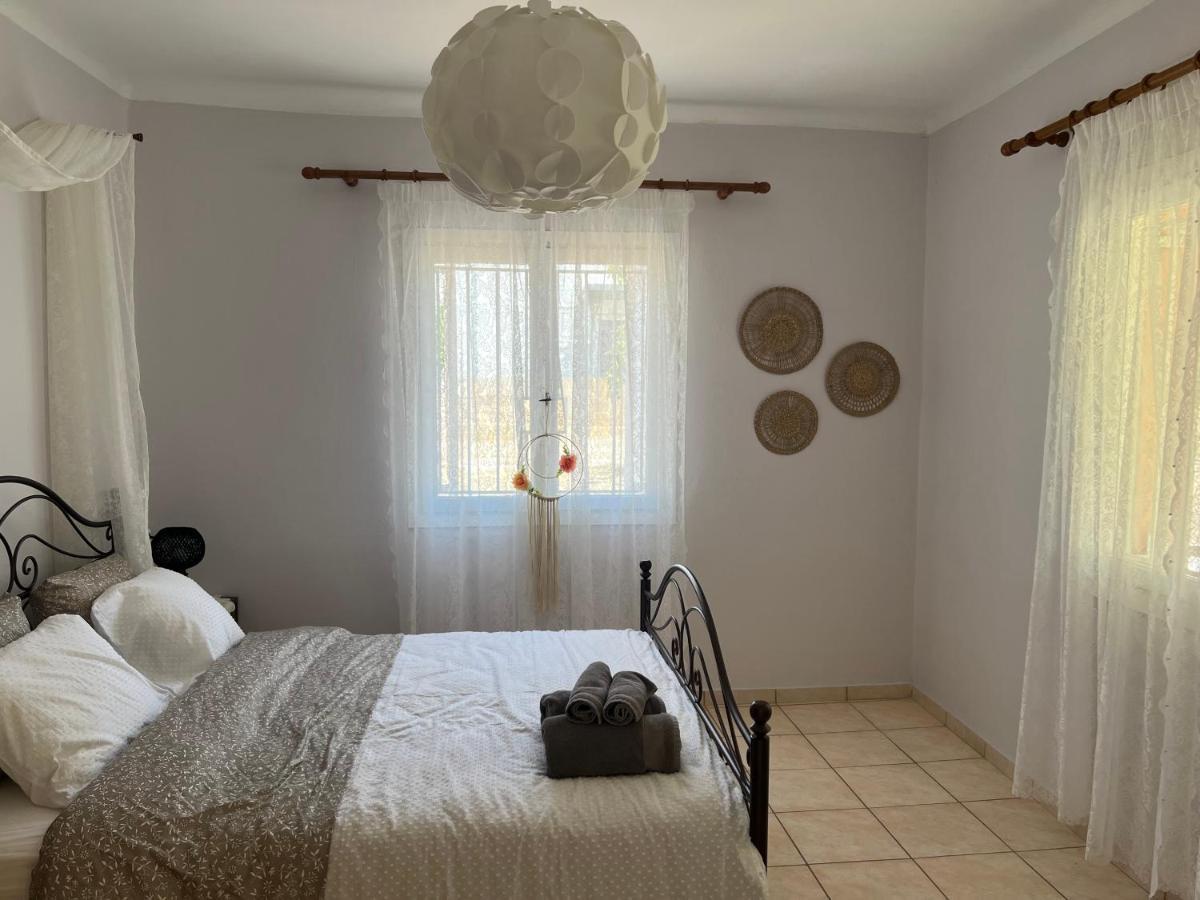 דירות Corinth Yiayia Katina'S House מראה חיצוני תמונה